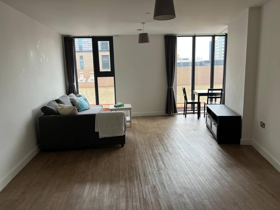 Brand New Heart Of Birmingham One Bedroom Extérieur photo